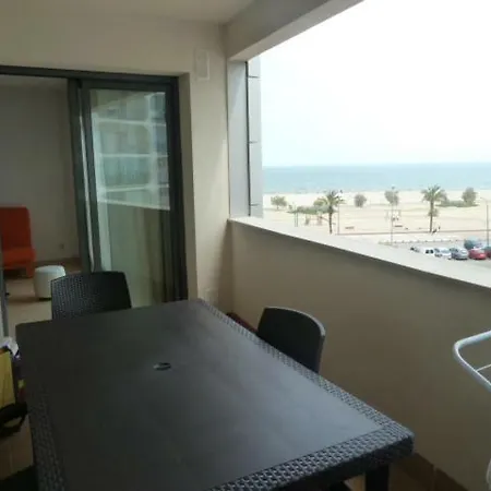 Carrer De Fabra Pompeu,14-ref 204 Empuriabrava