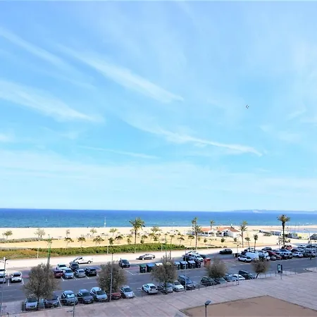 Apartment Carrer De Fabra Pompeu,14-ref 204 Empuriabrava